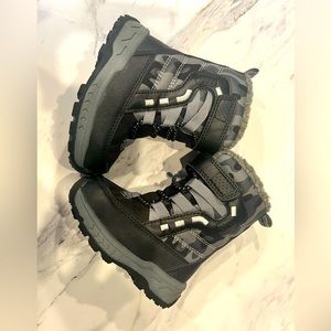 Boys Carter Snow Boots - Like New!